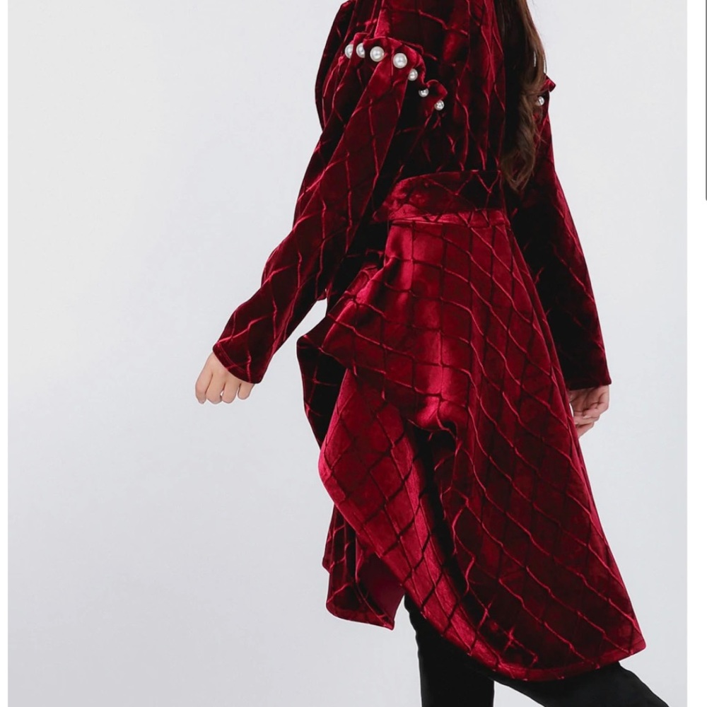 NWT! Elite luxury collection Velour Rich Red Pearl Accents - Picture 9 of 11